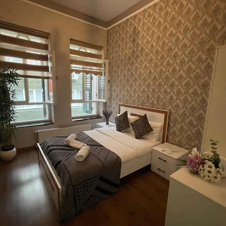 Es Moda Lejlighedshotel