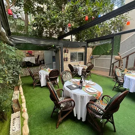 Es Moda Lejlighedshotel *