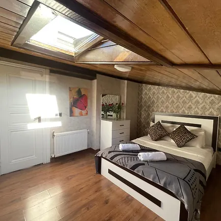 アパートホテル Es Moda