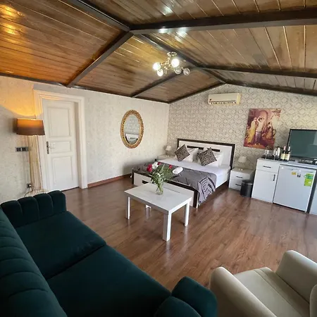 Es Moda Apartahotel Estambul